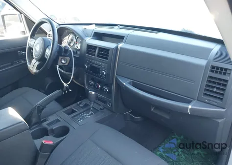 2011 Jeep Liberty Sport из США, поврежденный, VIN 1J4PN2GK4BW569009